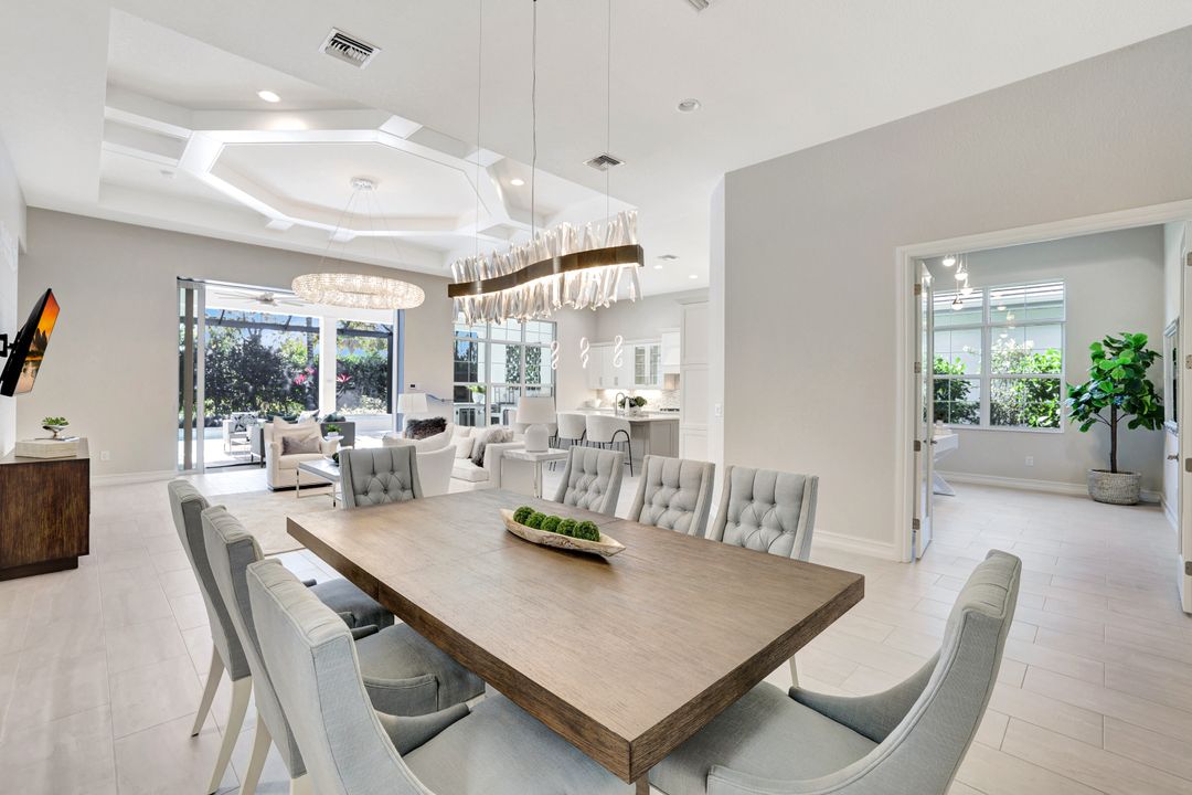 3164 Capistrano Lane, Naples, FL 34105