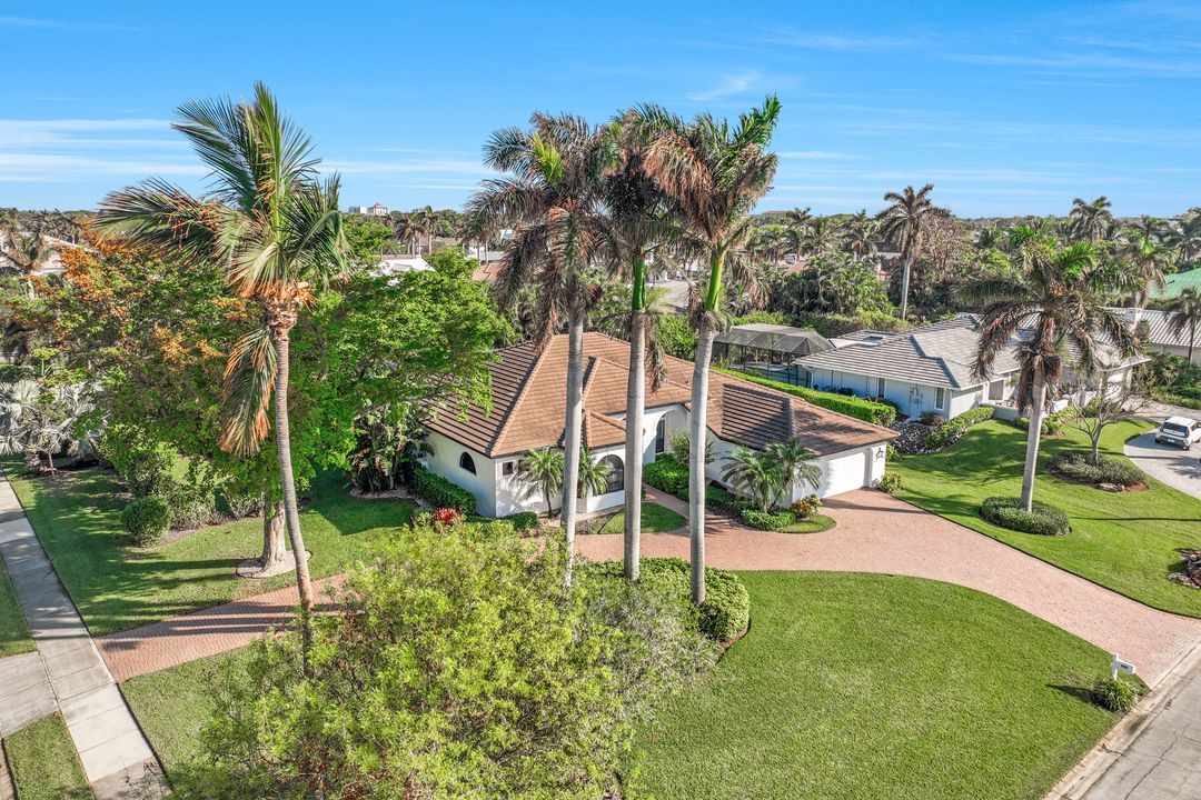 503 Turtle Hatch Ln, Naples, FL 34103