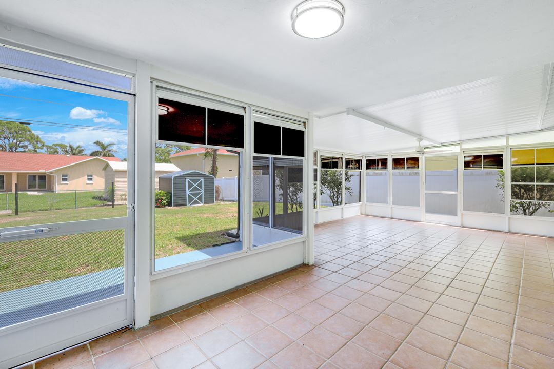 81 9th St, Bonita Springs, FL 34134