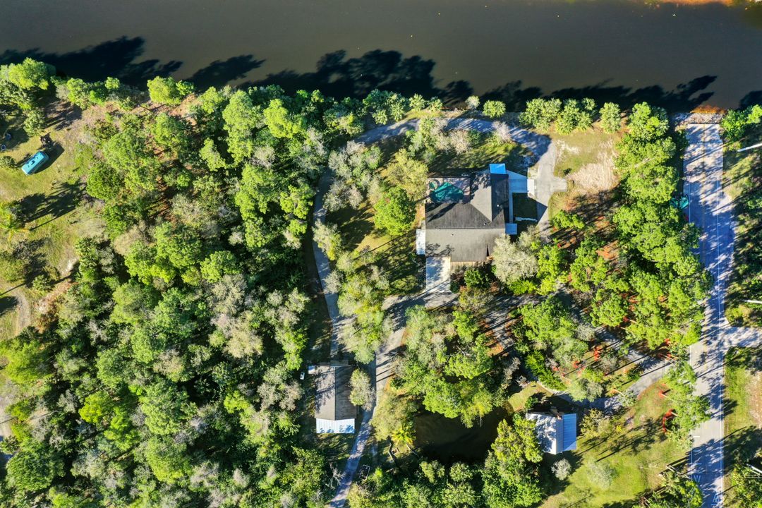 825 23rd St SW, Naples, FL 34117