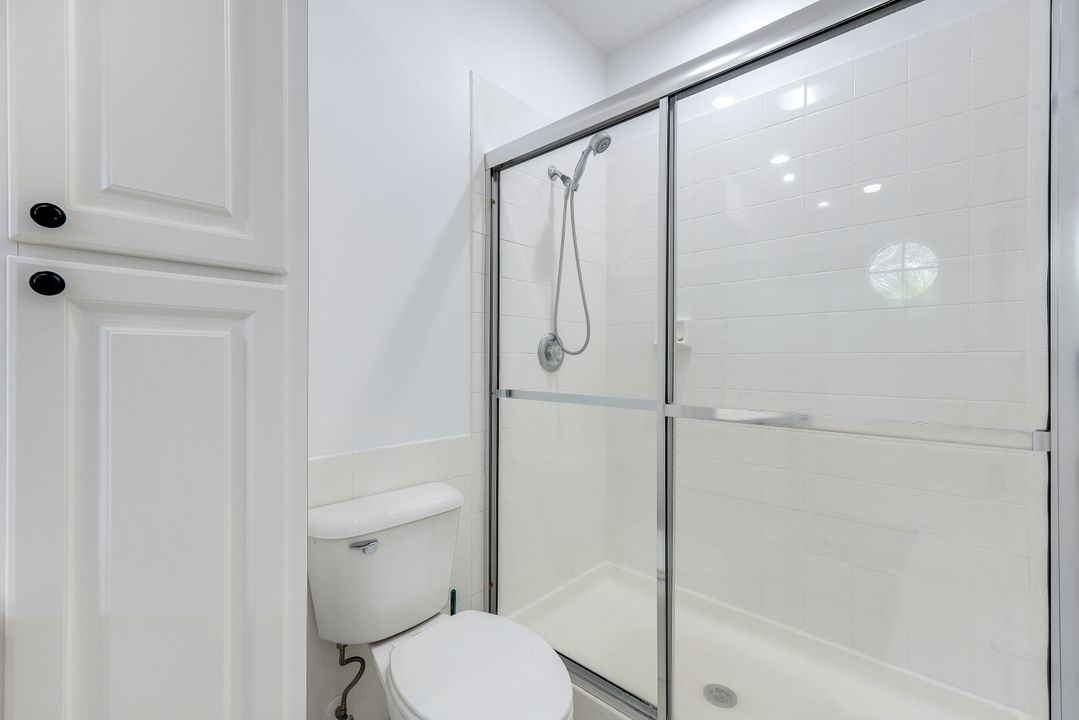 6214 Towncenter Cir, Naples, FL 34119