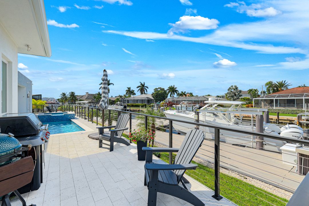 919 Juniper Ct, Marco Island, FL 34145