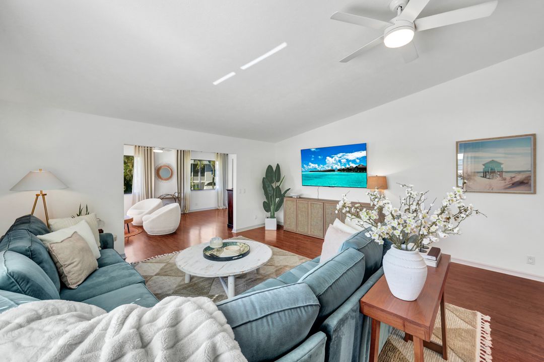 1285 Grand Canal Dr, Naples, FL 34110