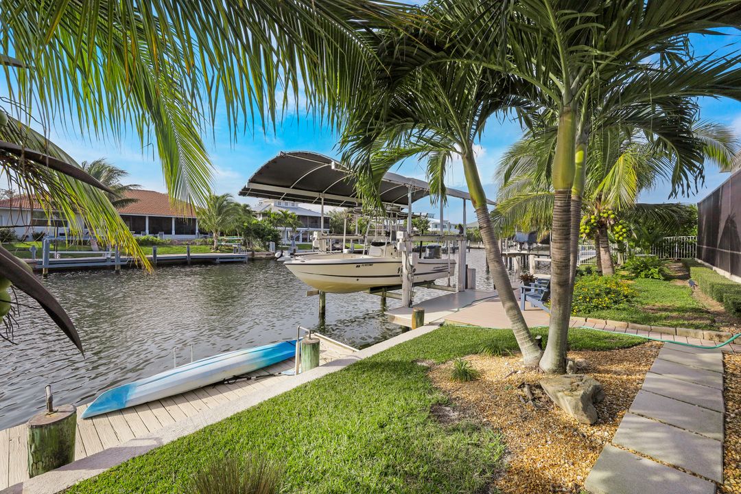 345 Henderson Ct, Marco Island, FL 34145