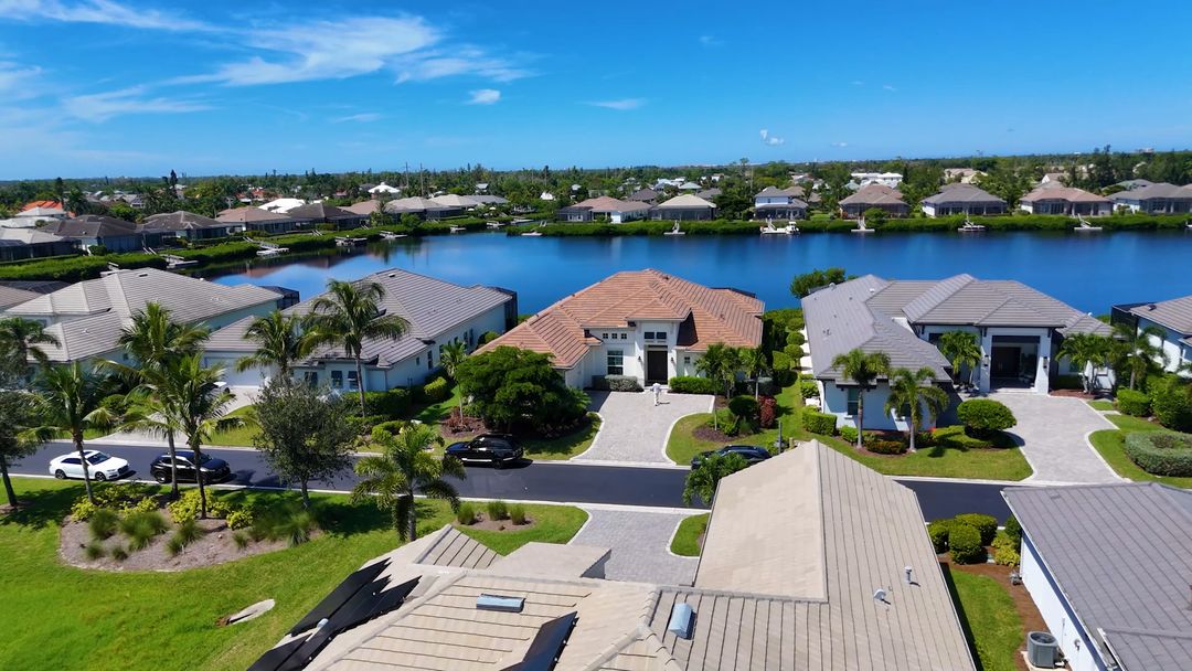 17282 Hidden Estates Cir, Fort Myers, FL 33908