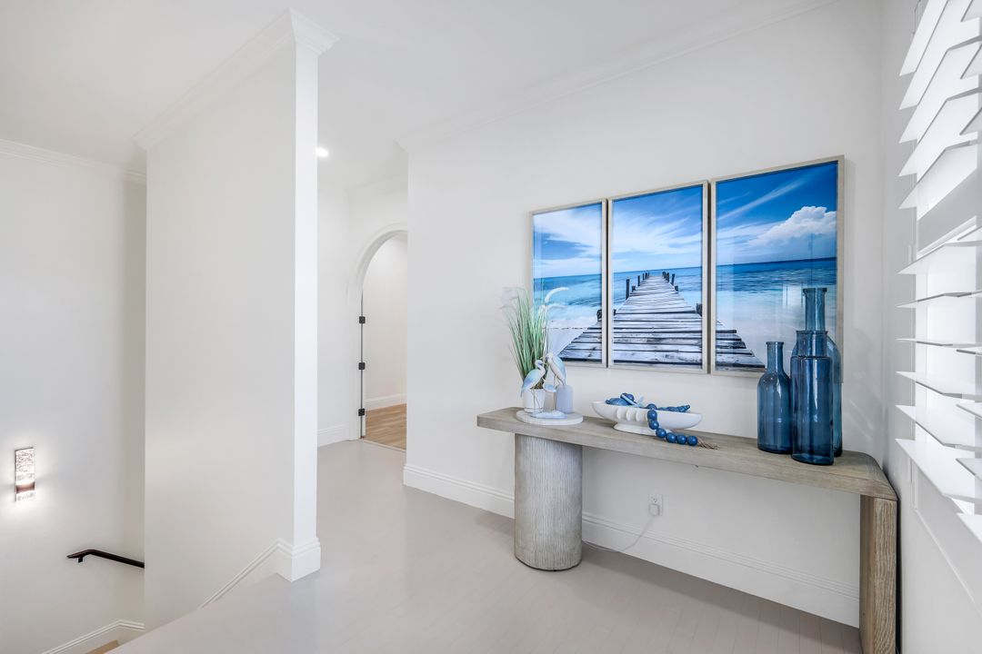 5743 SW 9th Ct, Cape Coral, FL 33914