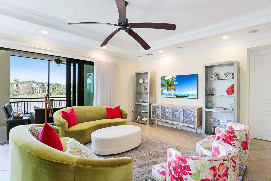 2555 Marquesa Royale Ln #1-101, Naples, FL 34109