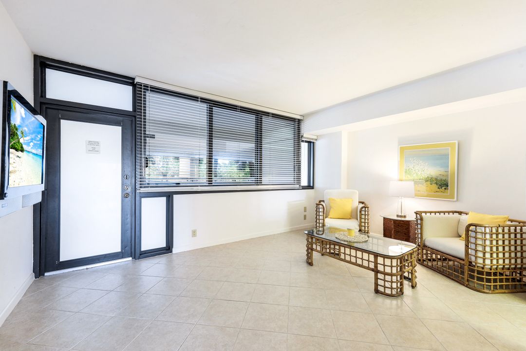 6300 Pelican Bay Blvd #A-101, Naples, FL 34108