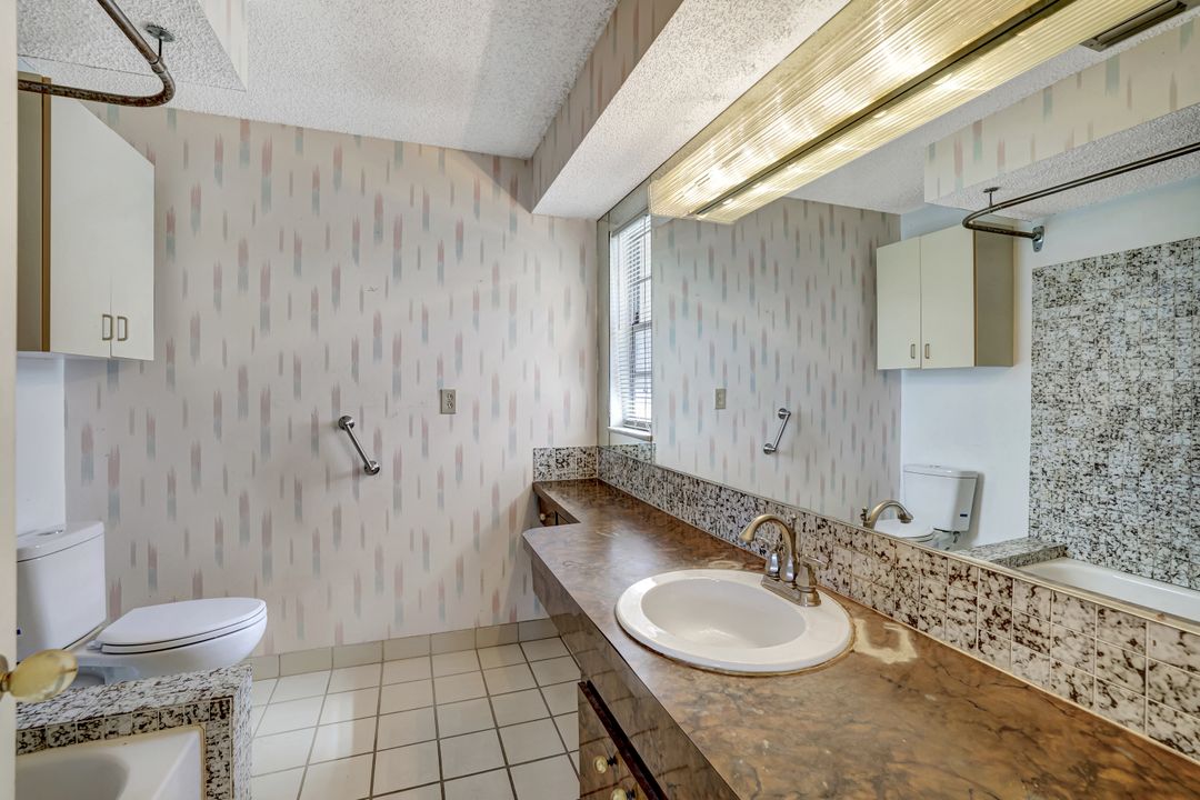 351 Columbus Way, Marco Island, FL 34145