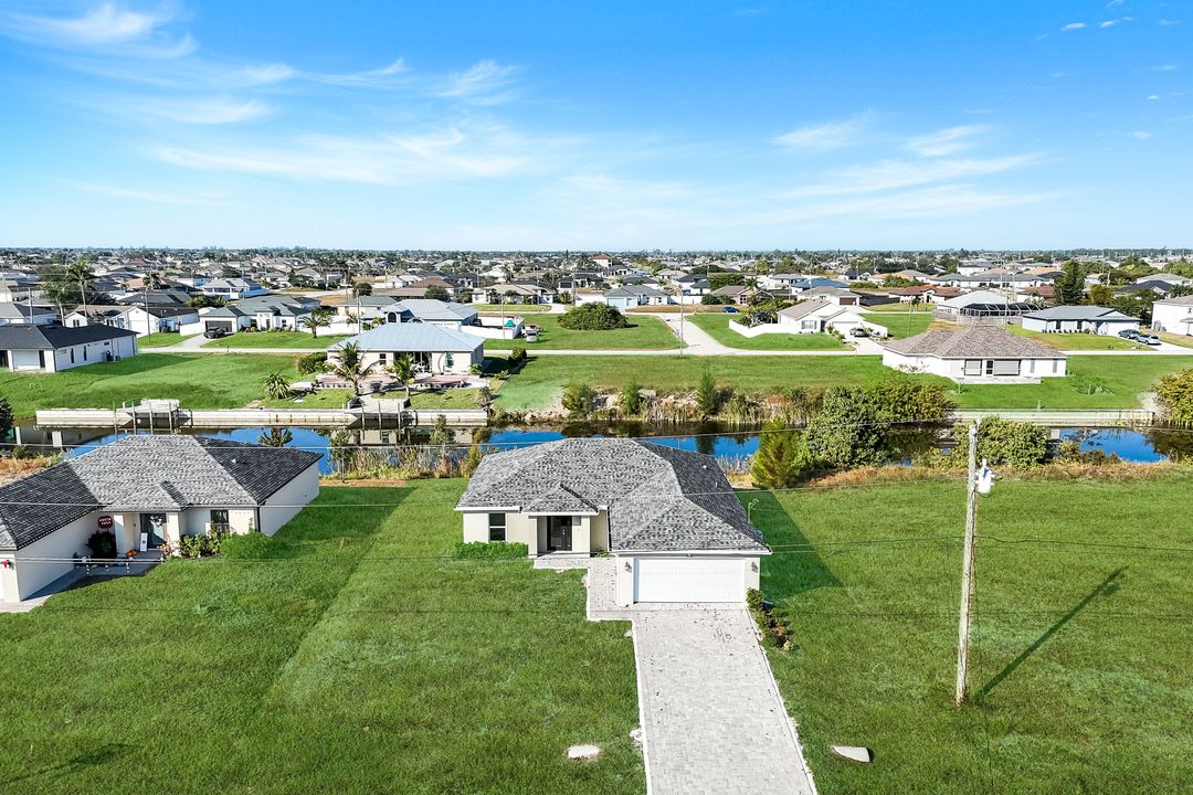 1734 NW 6th Pl, Cape Coral, FL 33993
