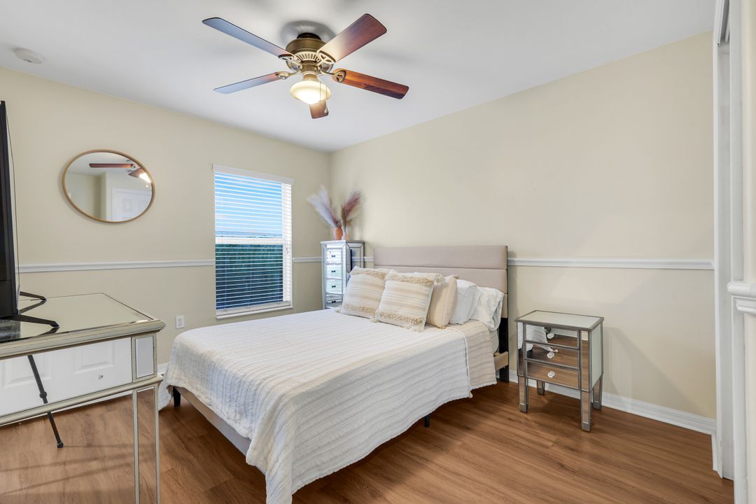 2095 Sagebrush Cir, Naples, FL 34120