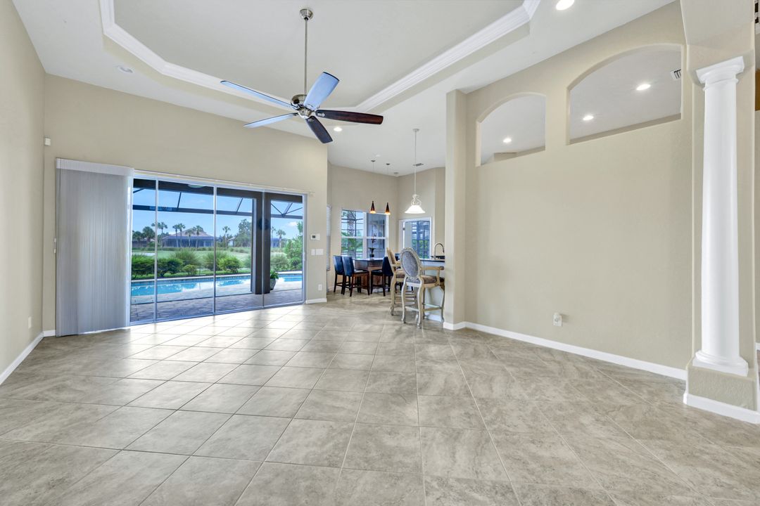 11921 Heather Woods Ct, Naples, FL 34120