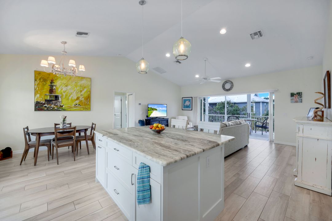 555 Piedmont Rd, Sanibel, FL 33957