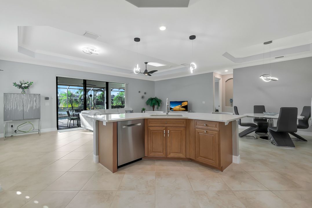 28126 Edenderry Ct, Bonita Springs, FL 34135