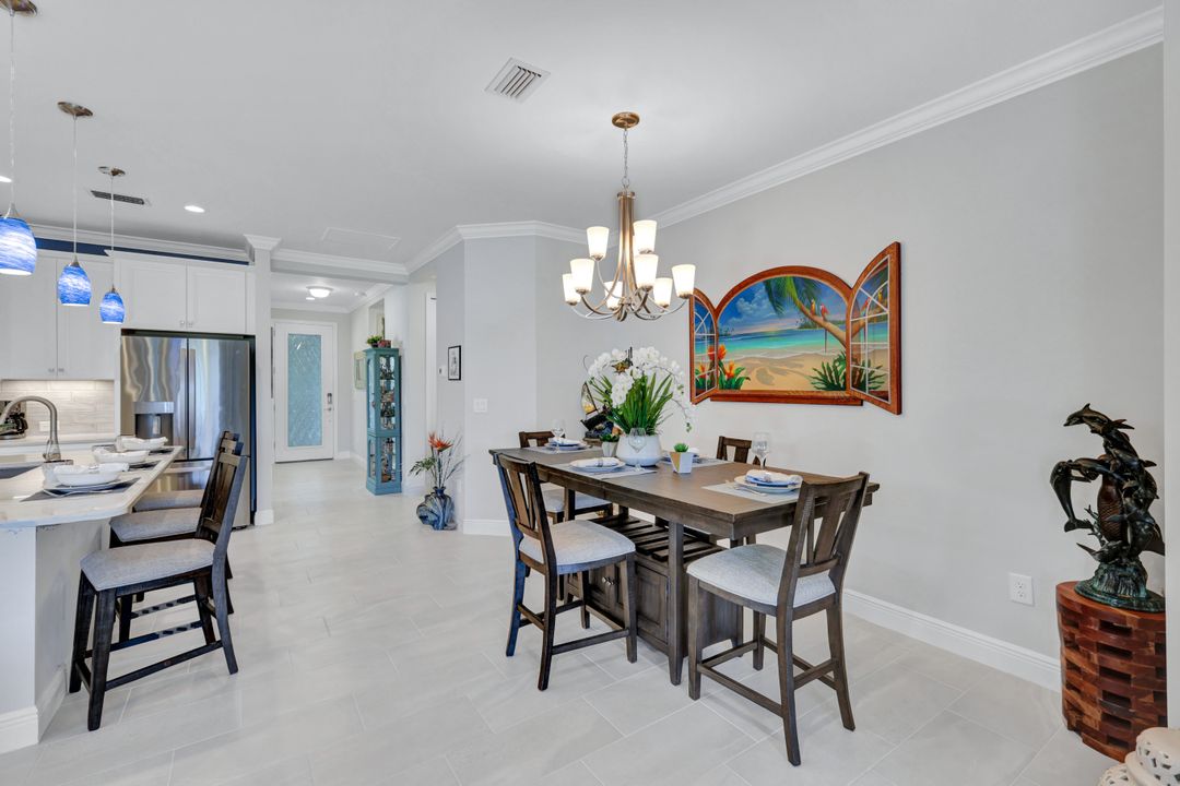 2319 Marquesa Cir, Naples, FL 34112