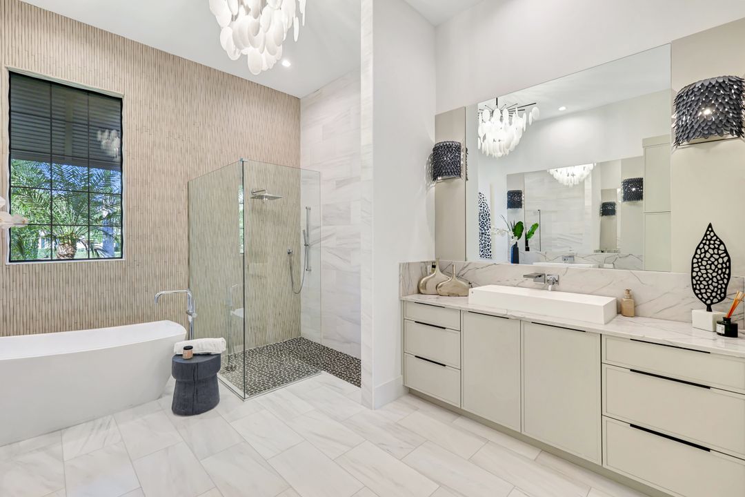 3124 Livorno Lane, Naples, FL 34110