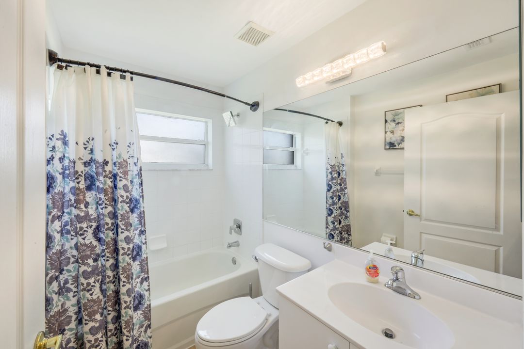 2760 Cypress Trace Cir #2528, Naples, FL 34119