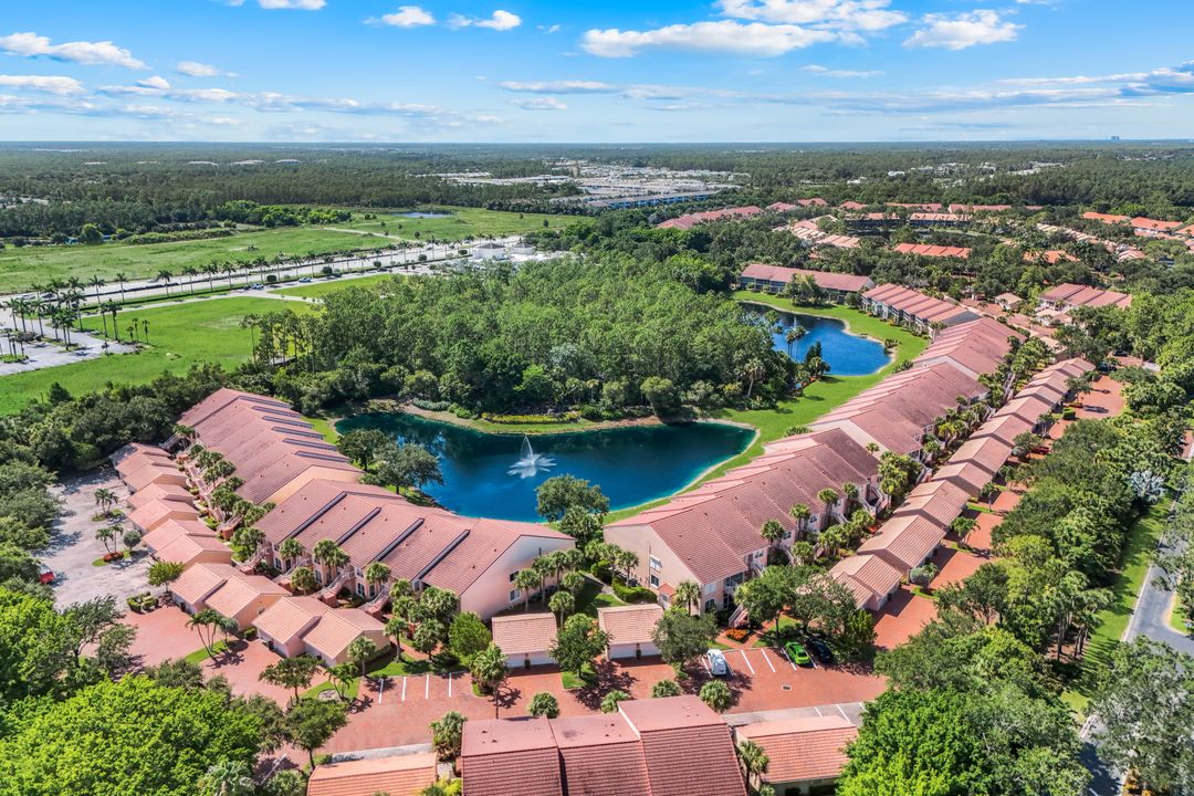 2036 Cascades Dr #7, Naples, FL 34112