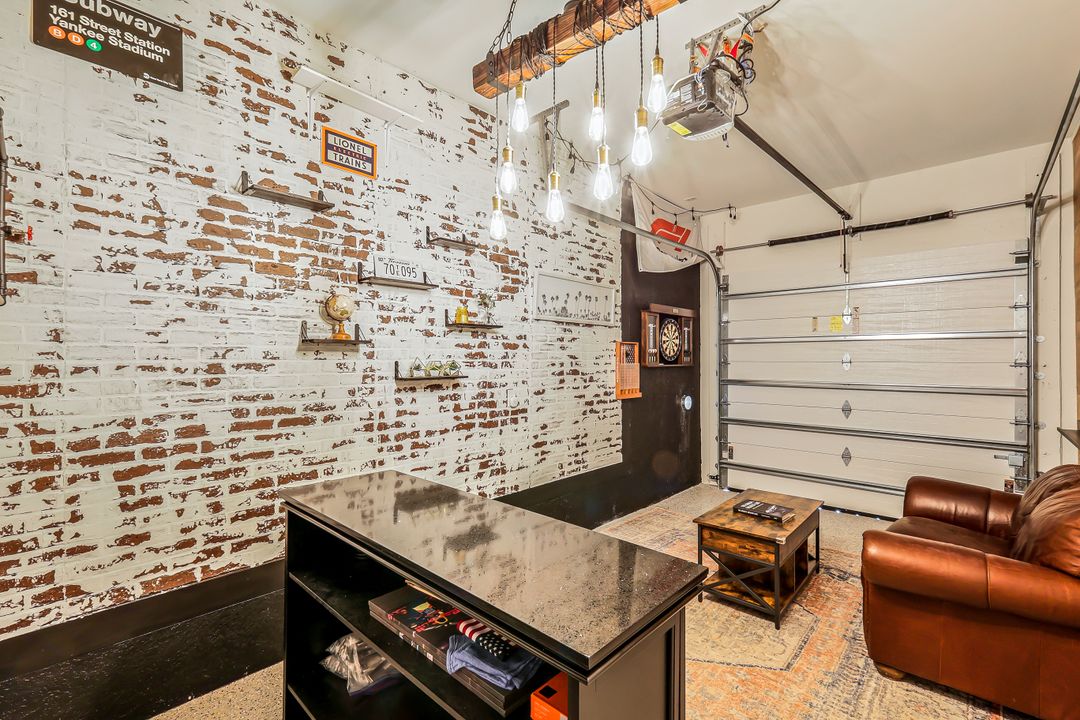 4110 SW 27th Ave, Cape Coral, FL 33914