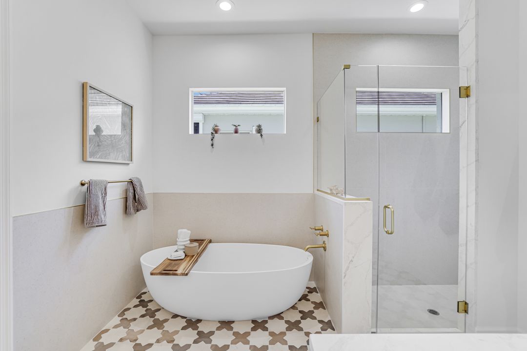 6132 Highwood Park Ln, Naples, FL 34110