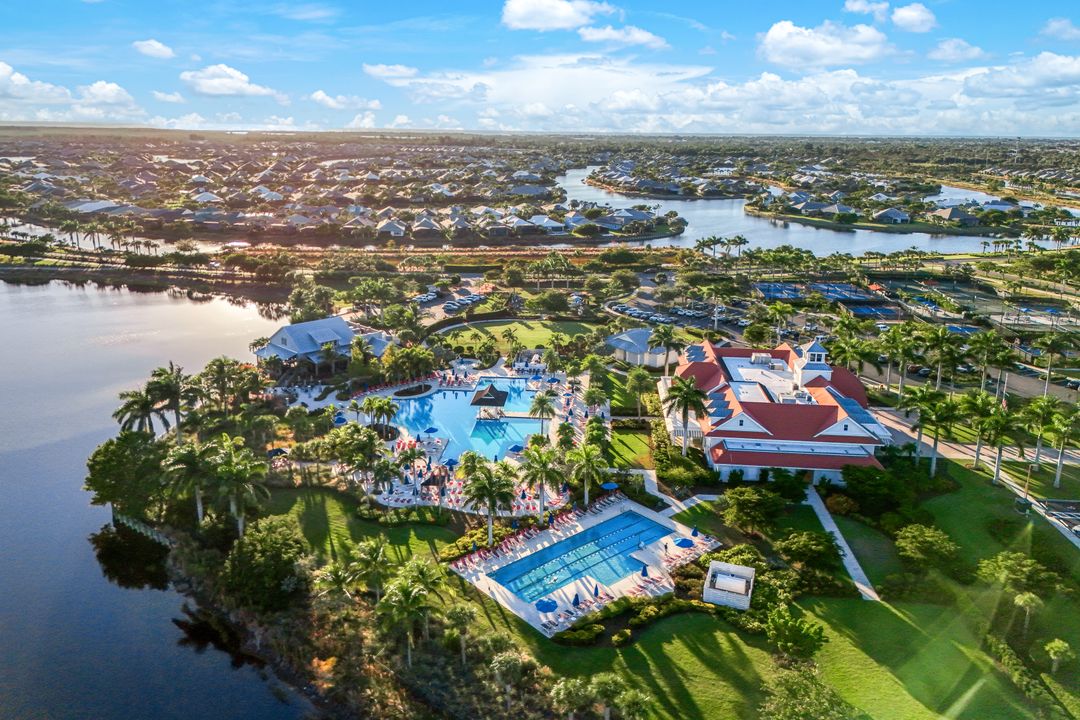 7139 Cayo Coco Ln, Naples, FL 34113