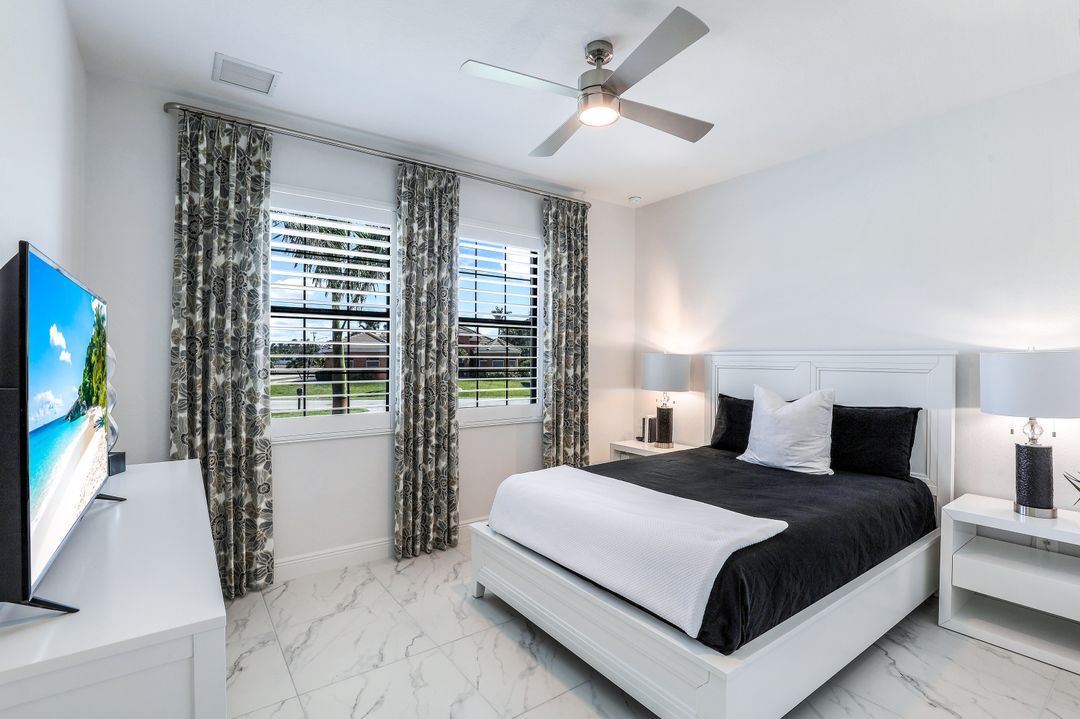 3518 Oasis Blvd, Cape Coral, FL 33914