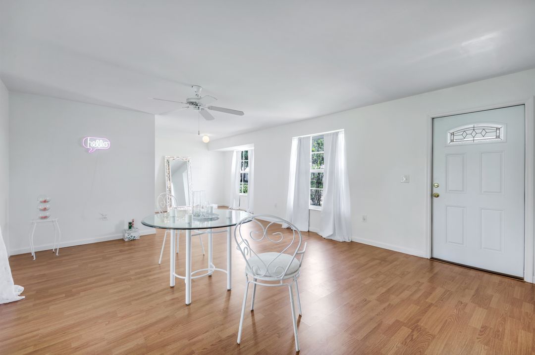 59 Hilo Ct, Naples, FL 34112