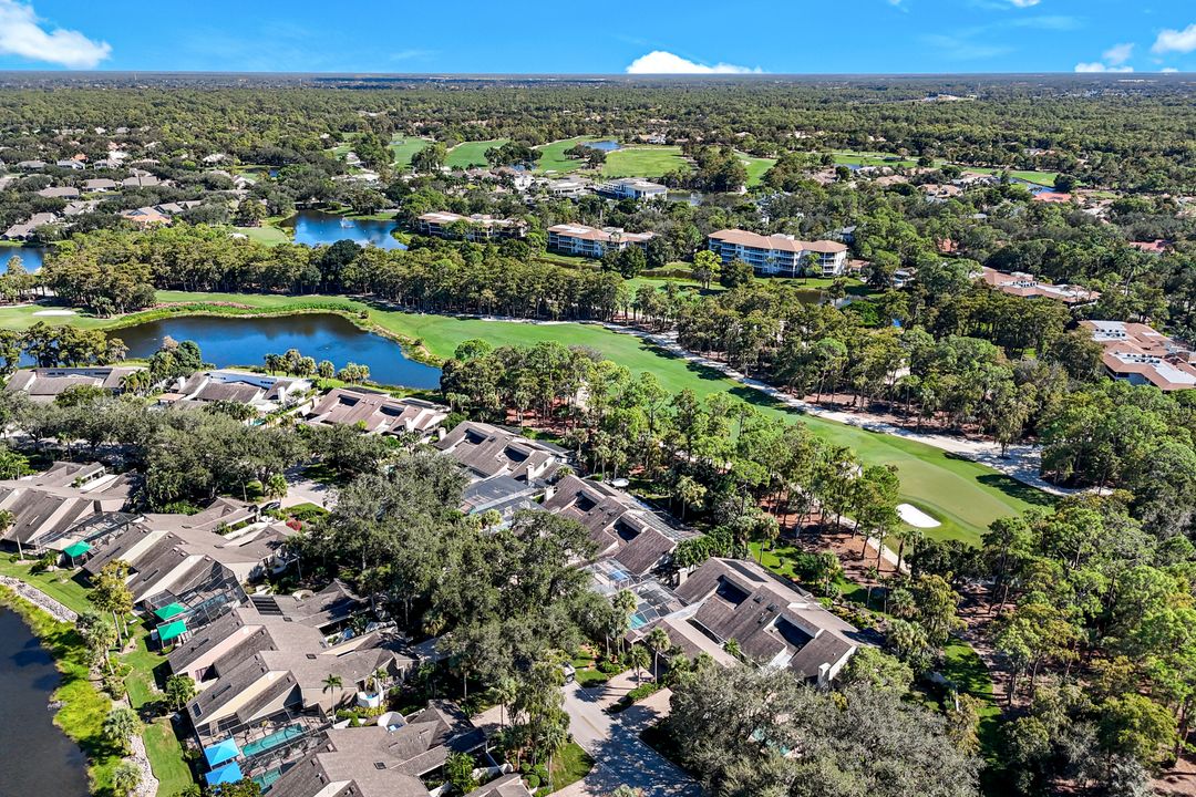 370 Edgemere Way N, Naples, FL 34105