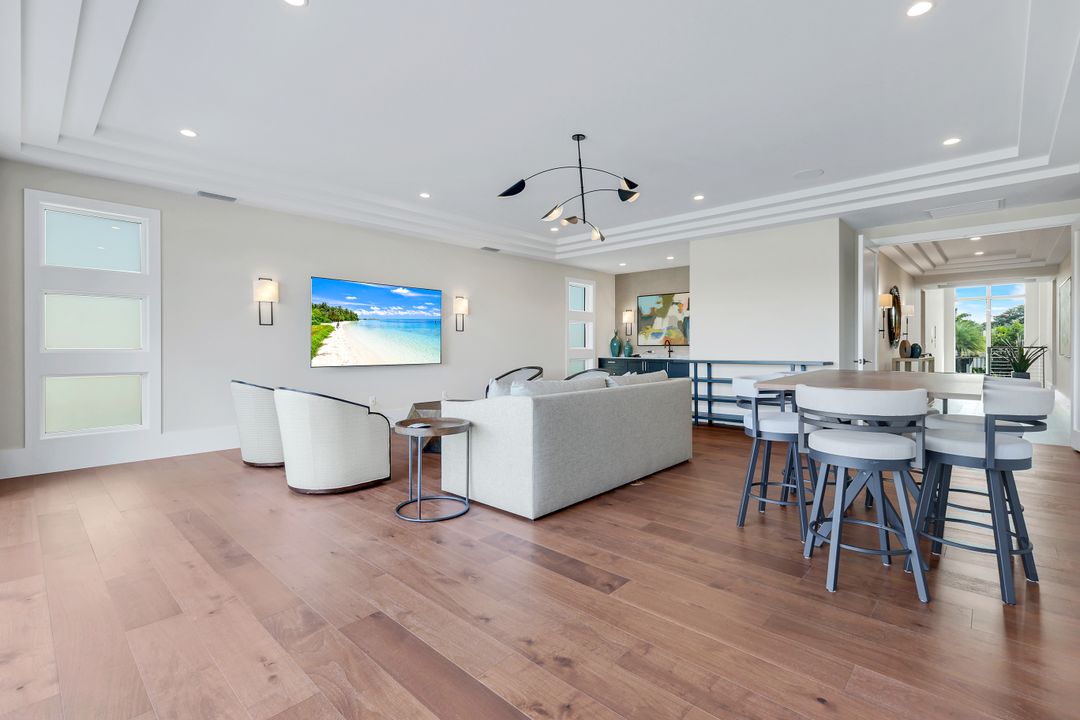 16647 Isola Bella Ln, Naples, FL 34110