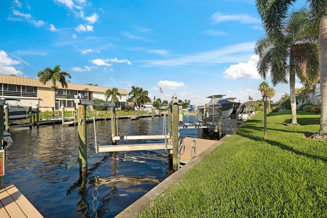1665 Edith Esplanade #104, Cape Coral, FL 33904
