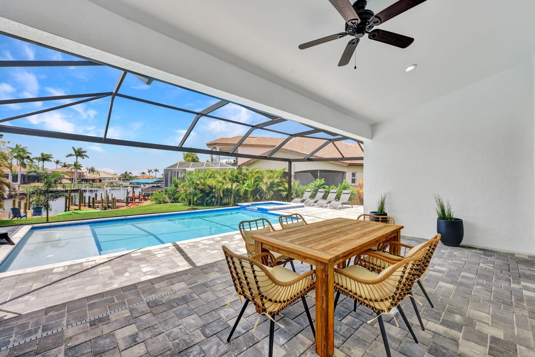 1617 El Dorado Pkwy W, Cape Coral, FL 33914