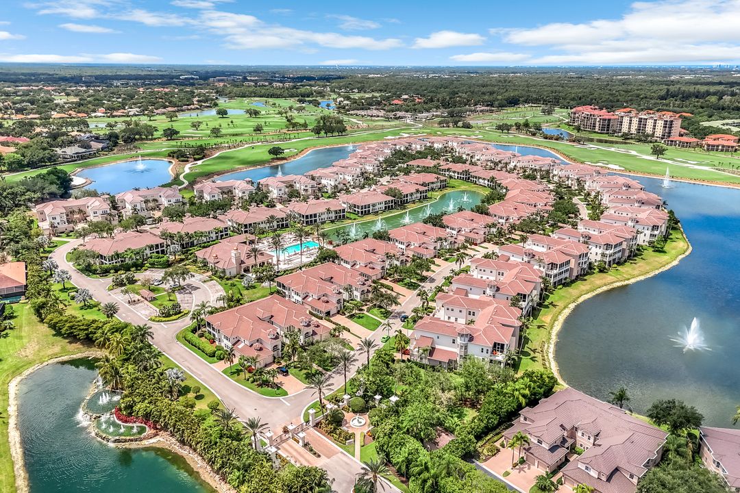 510 Avellino Isles Cir #2202, Naples, FL 34119