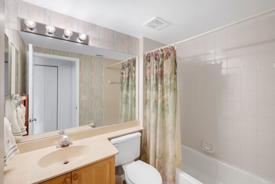 5015 Cedar Springs Dr #103, Naples, FL 34110