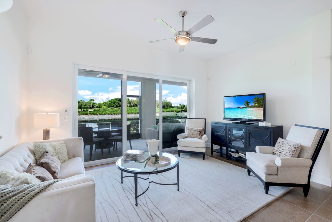 9220 Quartz Ln #101, Naples, FL 34120