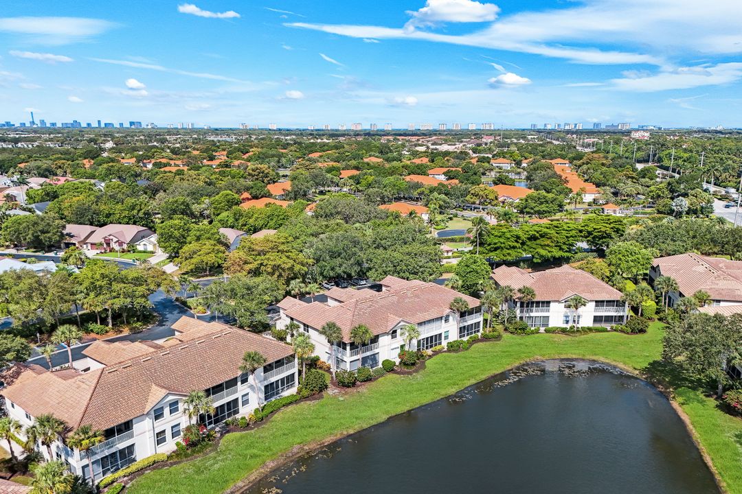 7756 Gardner Dr #102, Naples, FL 34109