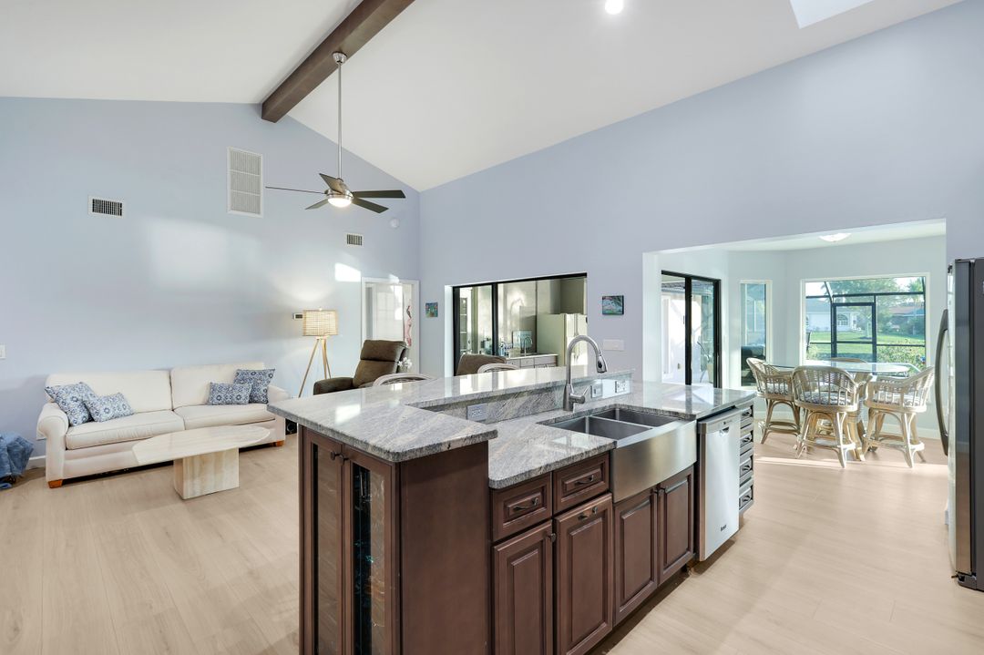 11841 Princess Grace Ct, Cape Coral, FL 33991