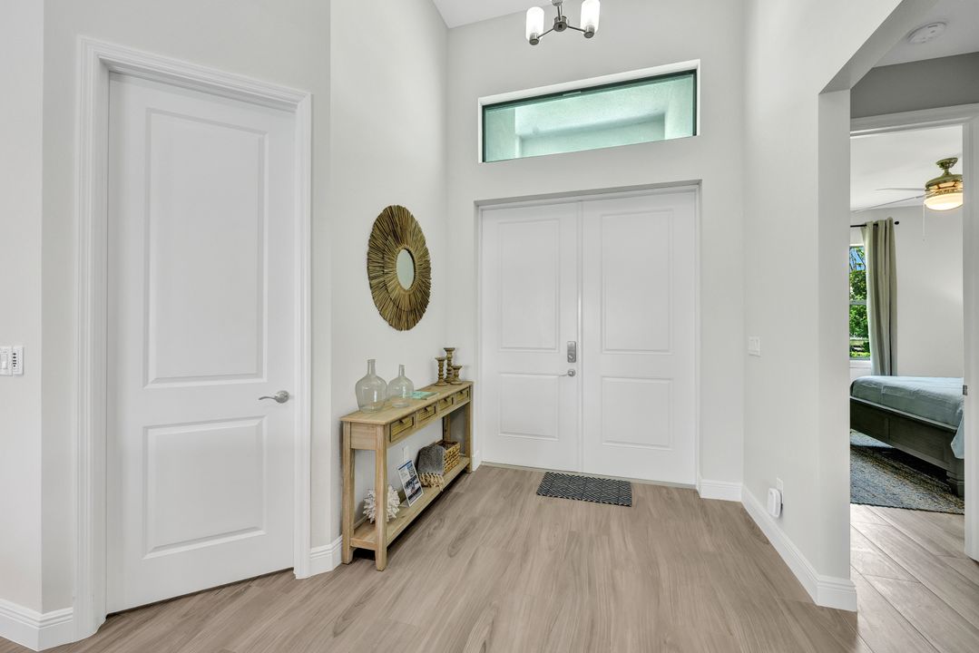 1617 El Dorado Pkwy W, Cape Coral, FL 33914