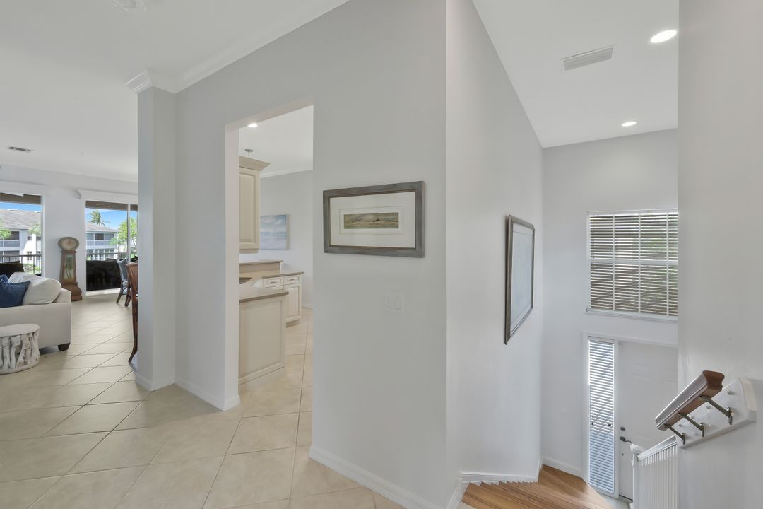 5095 Yacht Harbor Dr #203, Naples, FL 34112