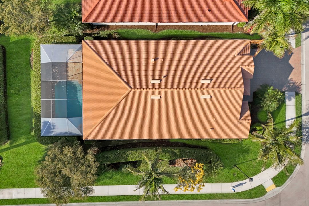 16357 Aberdeen Wy, Naples, FL 34110