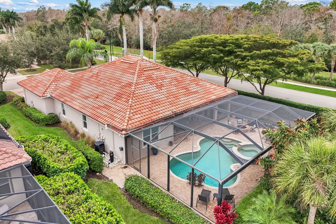 9383 Copper Rock Ct, Naples, FL 34120