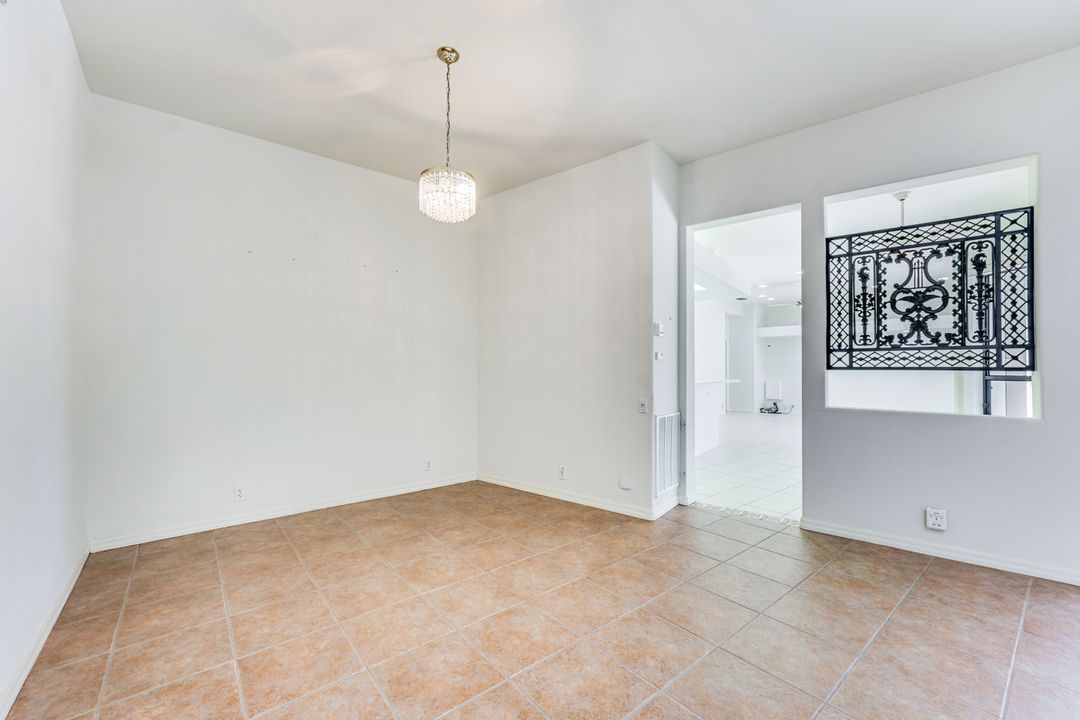 11726 Night Heron Dr, Naples, FL 34119