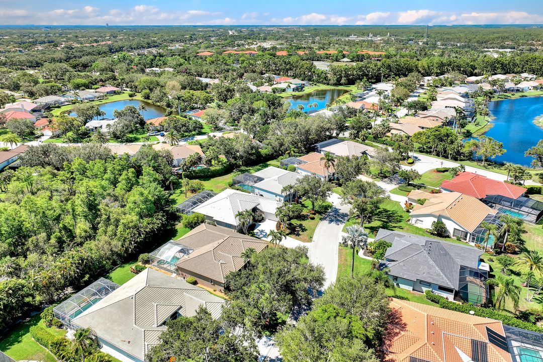 25740 Creekbend Dr, Bonita Springs, FL 34135