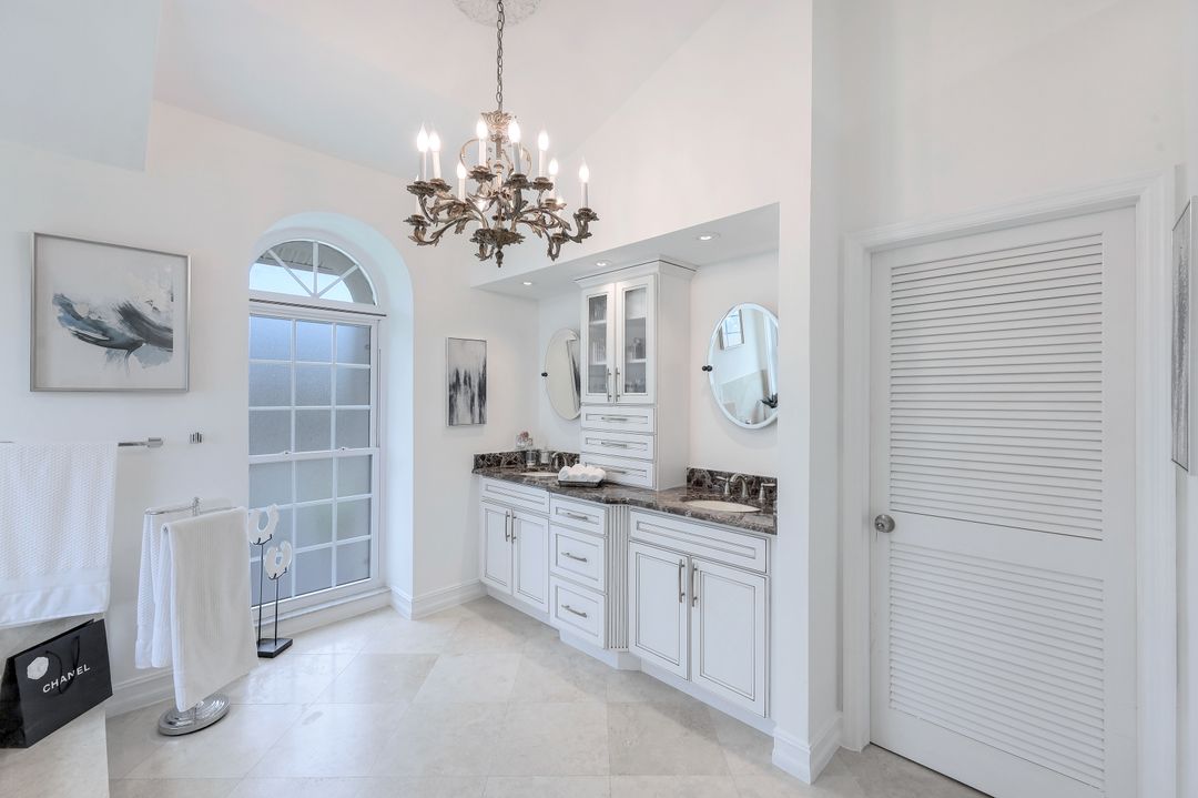 3653 Saybrook Pl, Bonita Springs, FL 34134