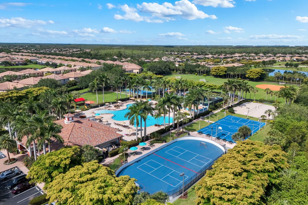 13638 Lucera Ct, Estero, FL 33928