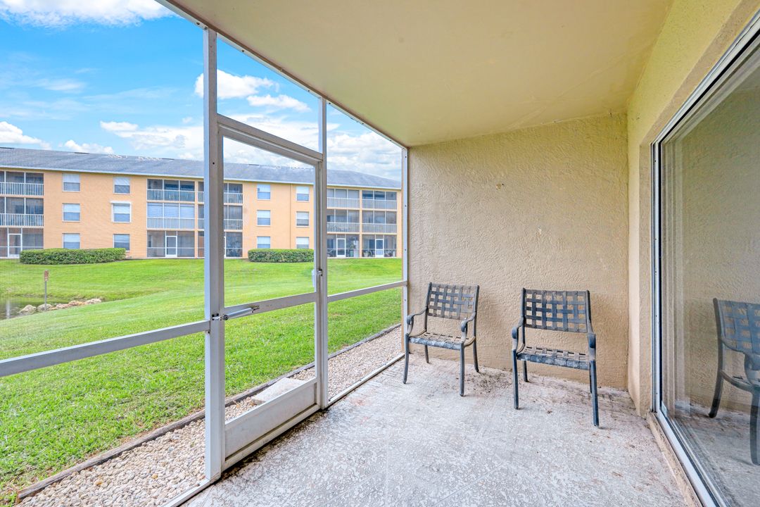 9650 Victoria Ln #B-102, Naples, FL 34109