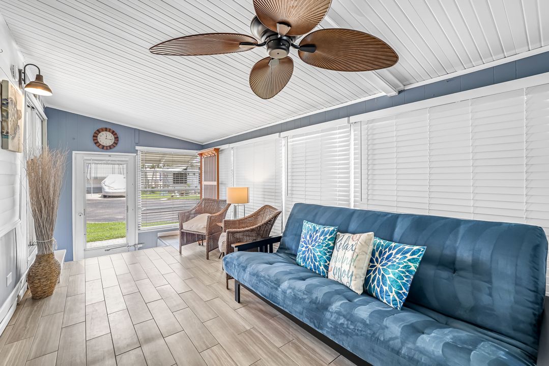 27 Jasper Dr, Naples, FL 34114