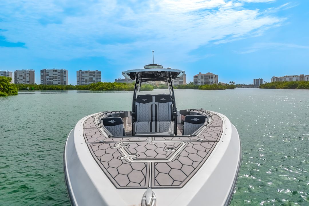 445 Dockside Dr, Naples, FL 34110