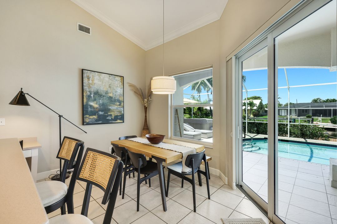 3710 SE 18th Pl, Cape Coral, FL 33904