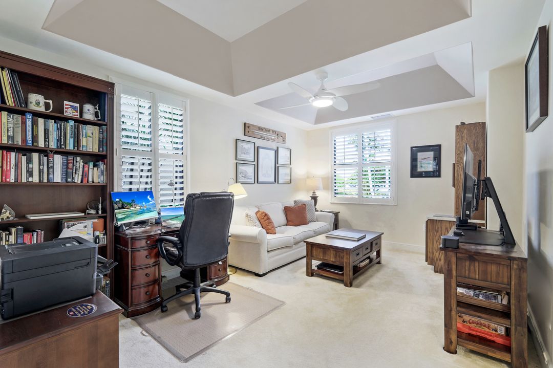 525 Avellino Isles Cir #33101, Naples, FL 34119