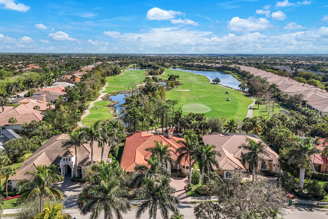 3848 Mahogany Bend Dr, Naples, FL 34114